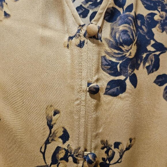 TORRID GOLD BLACK ROSE SILKY TOP BLOUSE 2 (18/20) - Picture 2 of 5